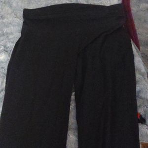 Roll waist yoga pants size S